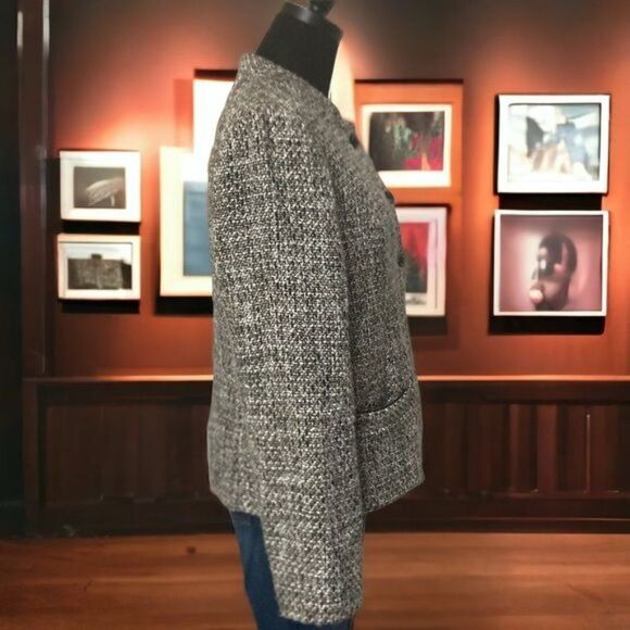 Dennis Basso Elegant Overcoat with Pink Satin Lining, Size Medium - Picture 4 of 6